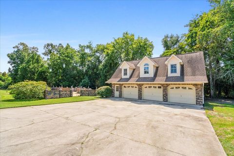 A home in Moncks Corner