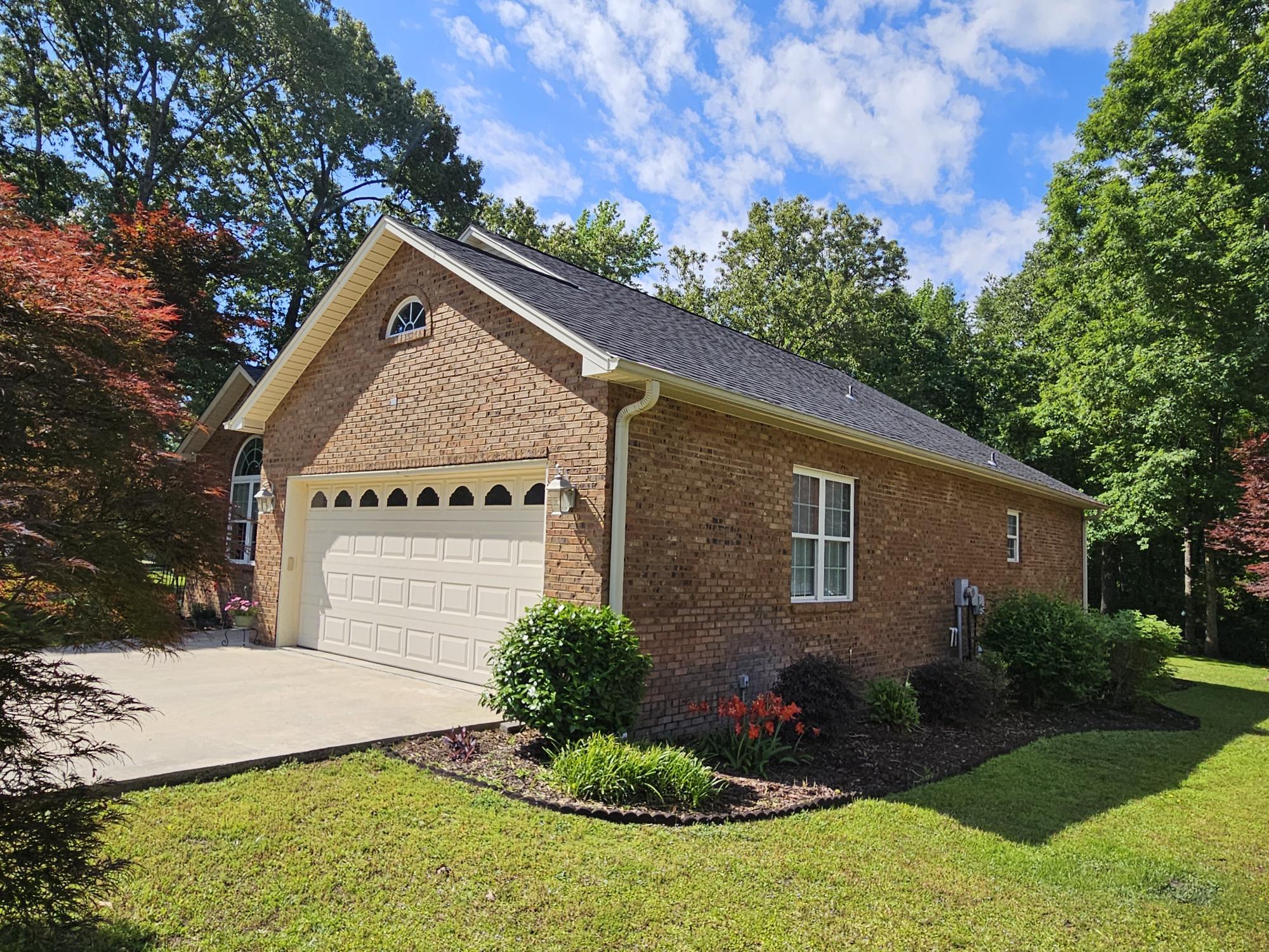 718 Oak Hill Drive
