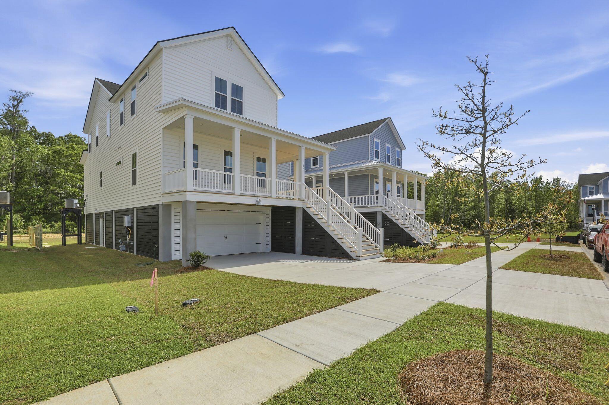 195 Threaded Fern Street