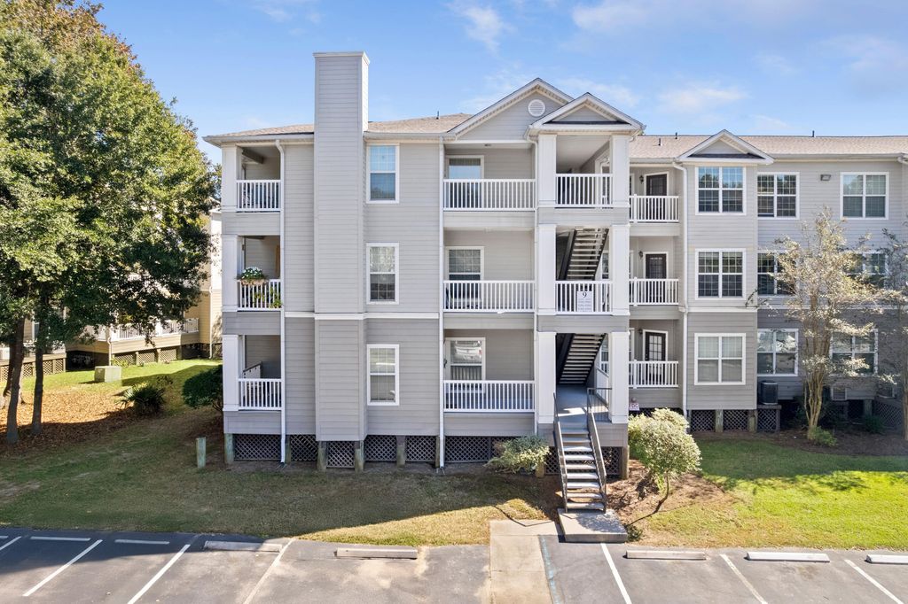 Photo of 700 Daniel Ellis Drive #9203, Charleston, SC 29412 (MLS # 26005798)