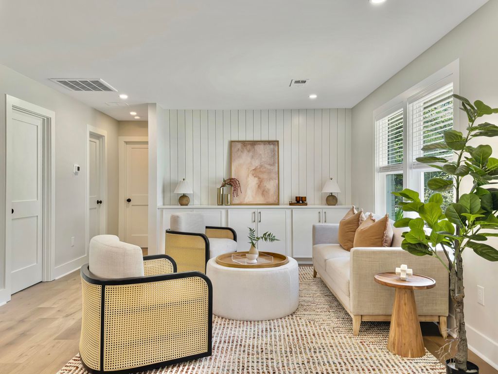 Photo of 943 Mikell Drive, Charleston, SC 29412 (MLS # 26008830)