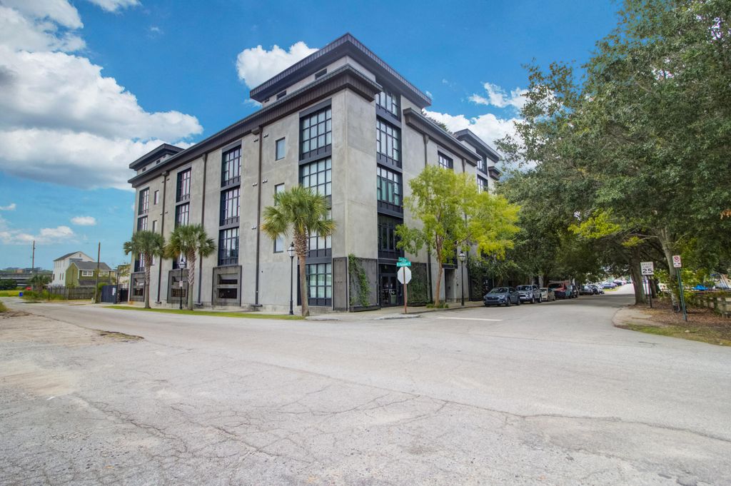 Photo of 1 Cool Blow Street #138, Charleston, SC 29403 (MLS # 25025982)