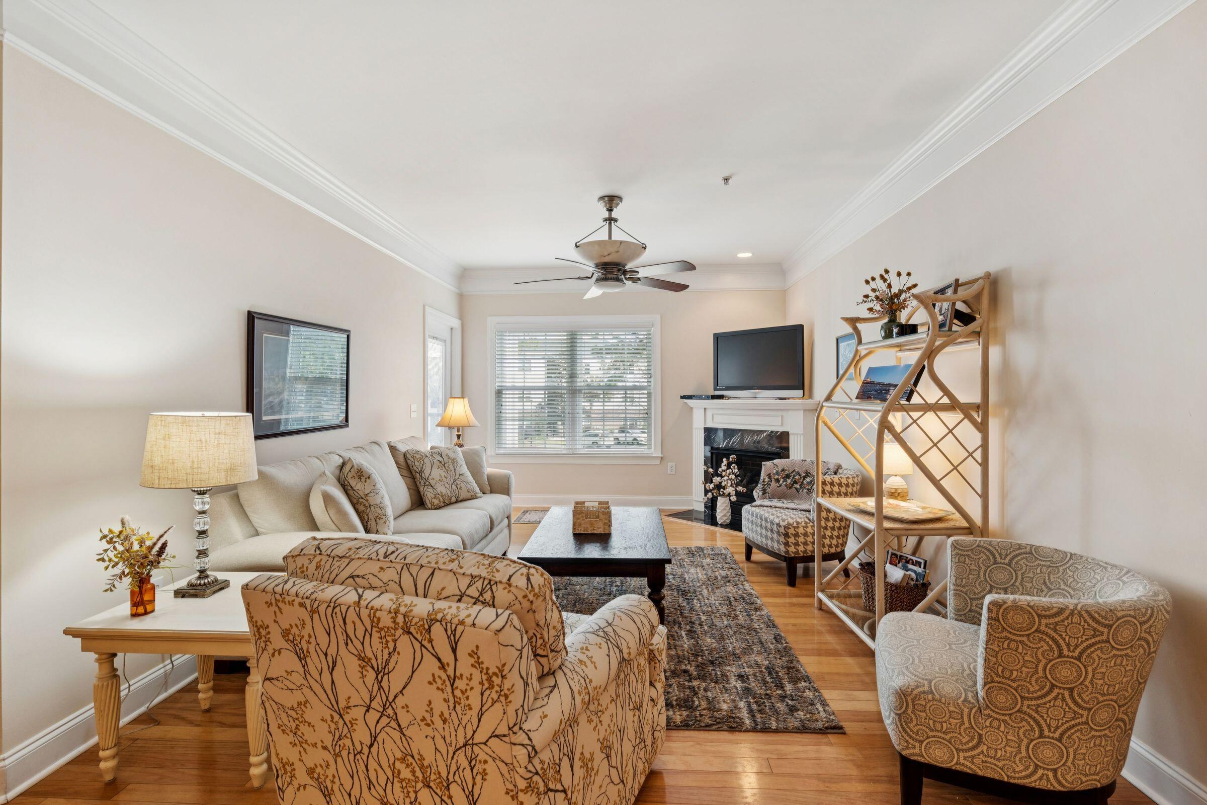 1025 Riverland Woods Place 513