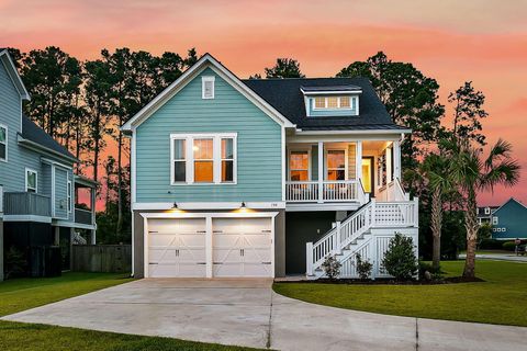 Photo of 100 Antilles Circle, Wando, SC 29492 (MLS # 25022880)
