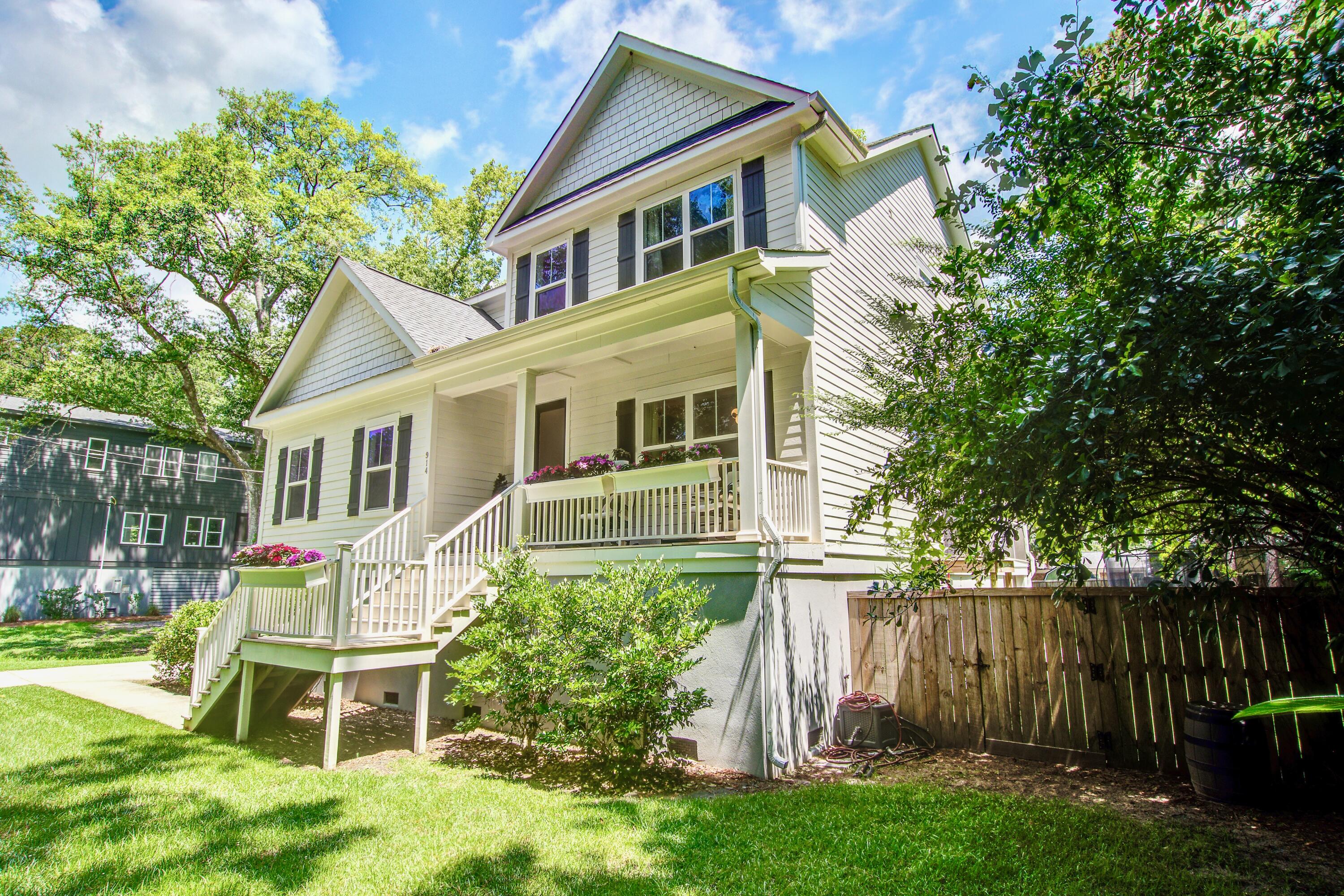 914 Dill Avenue