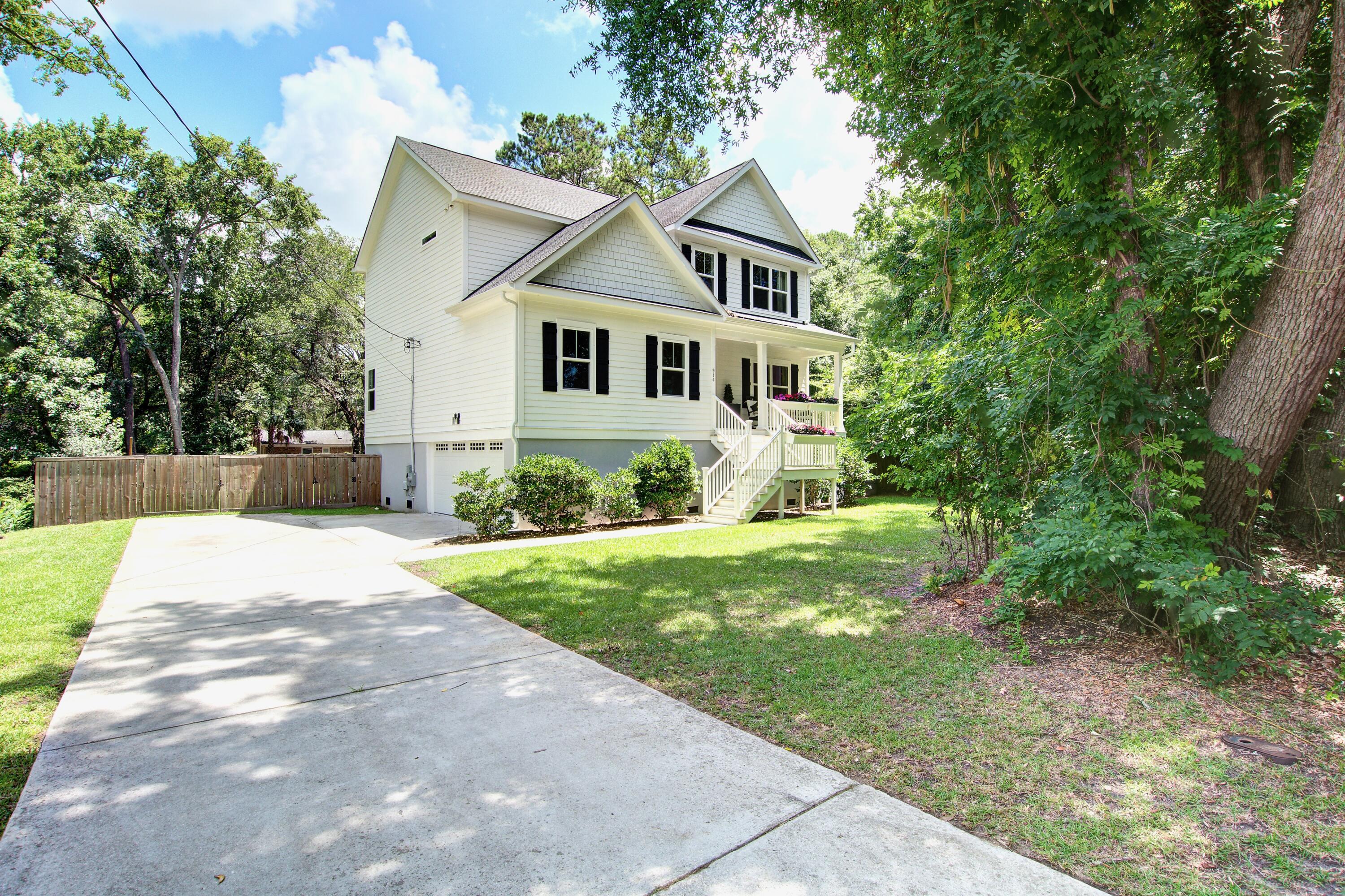 914 Dill Avenue
