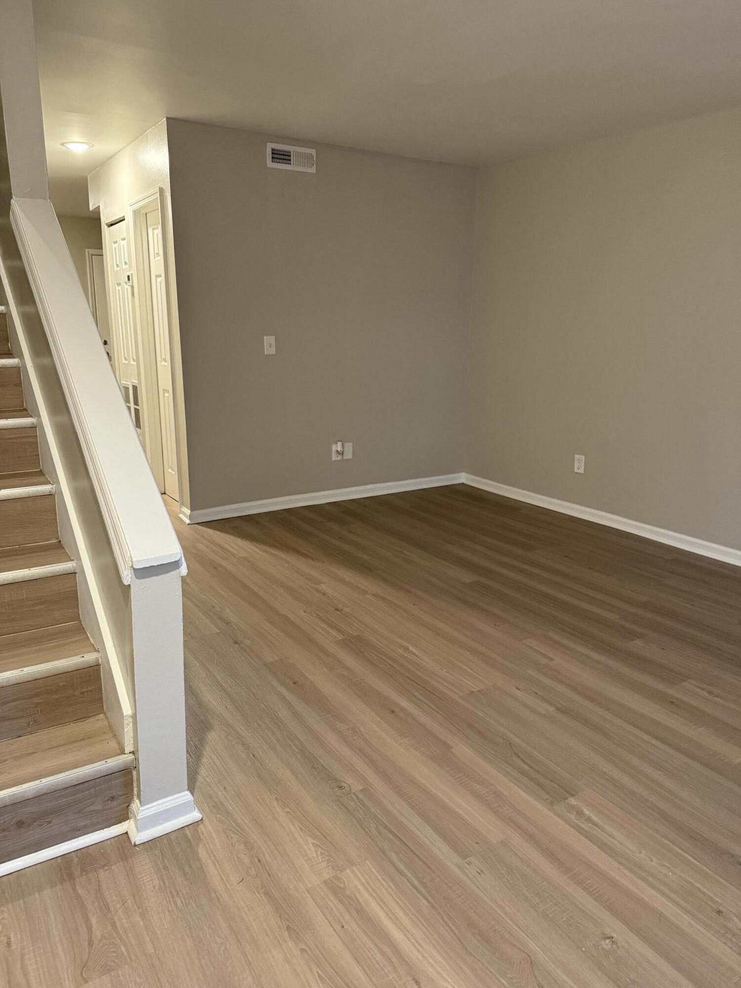 7669 Hunters Ridge Lane