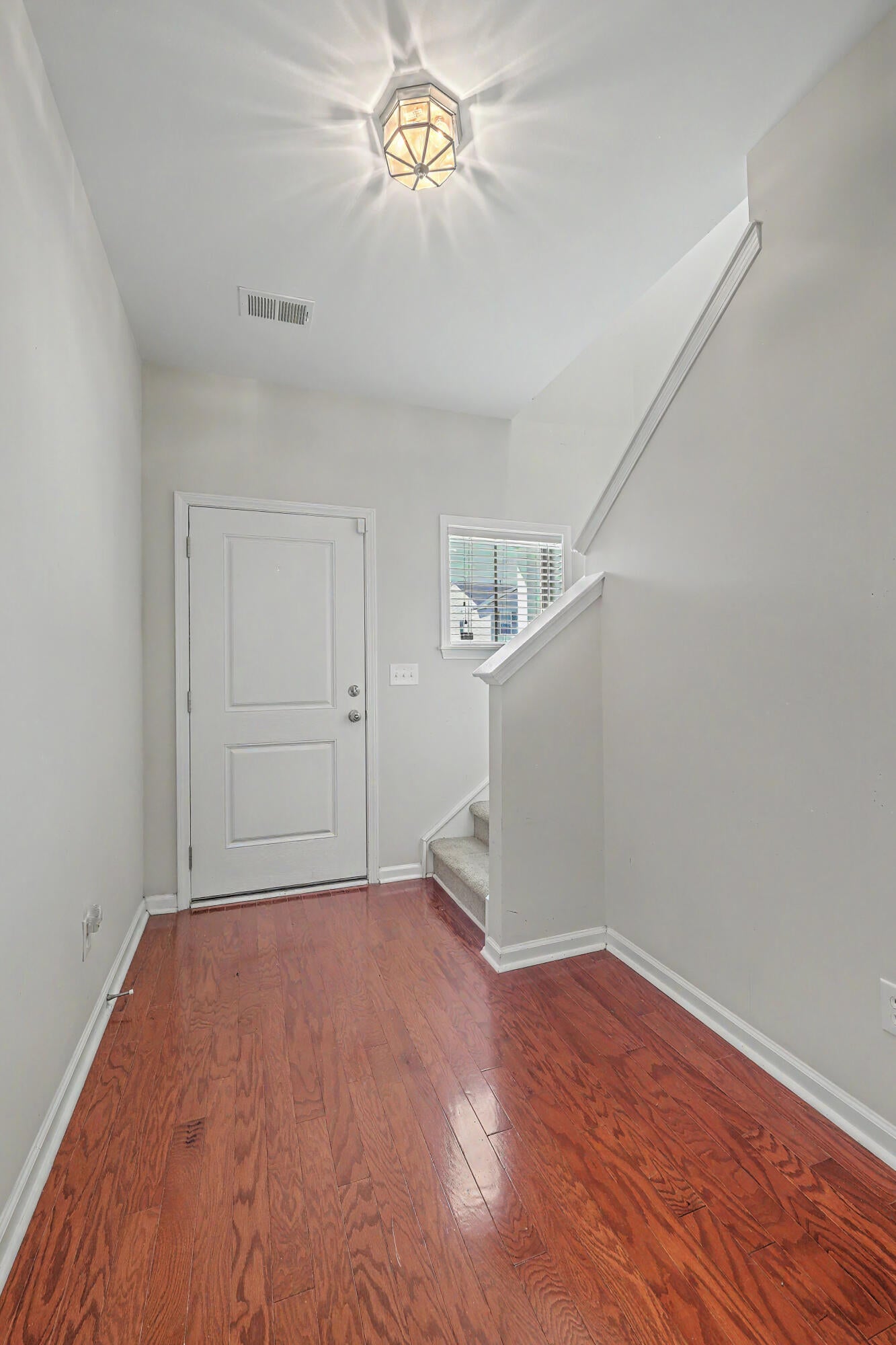 3804 Annapolis Way