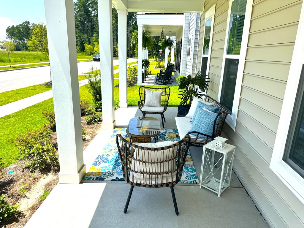 Photo of 1017 Marsh Royal Street, Summerville, SC 29485 (MLS # 25014333)