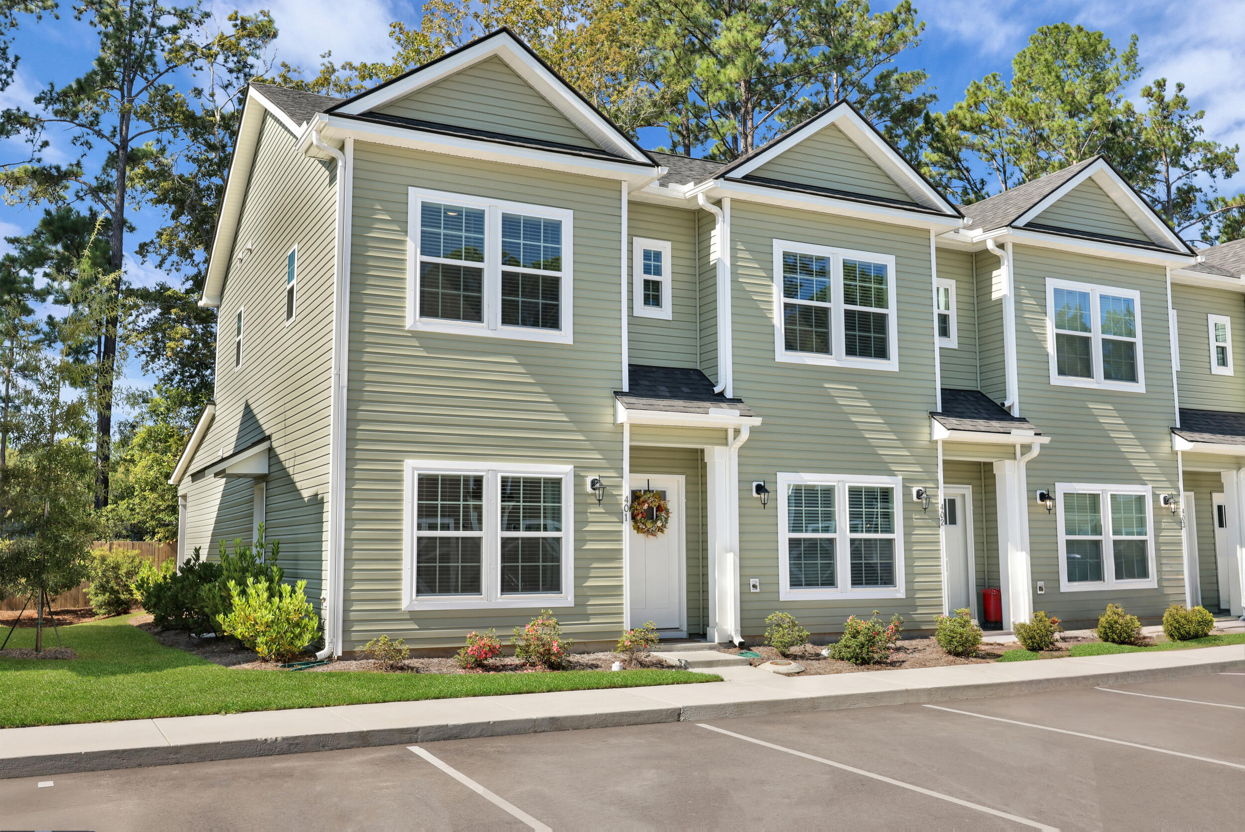 401 Twin Rivers Drive