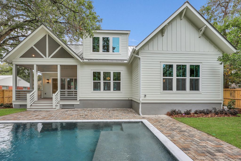 Photo of 1463 Seminole Street, Mount Pleasant, SC 29464 (MLS # 25029065)