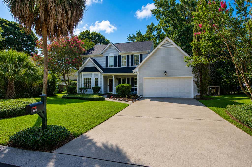 Photo of 1281 Horseshoe Bend, Mount Pleasant, SC 29464 (MLS # 26019257)