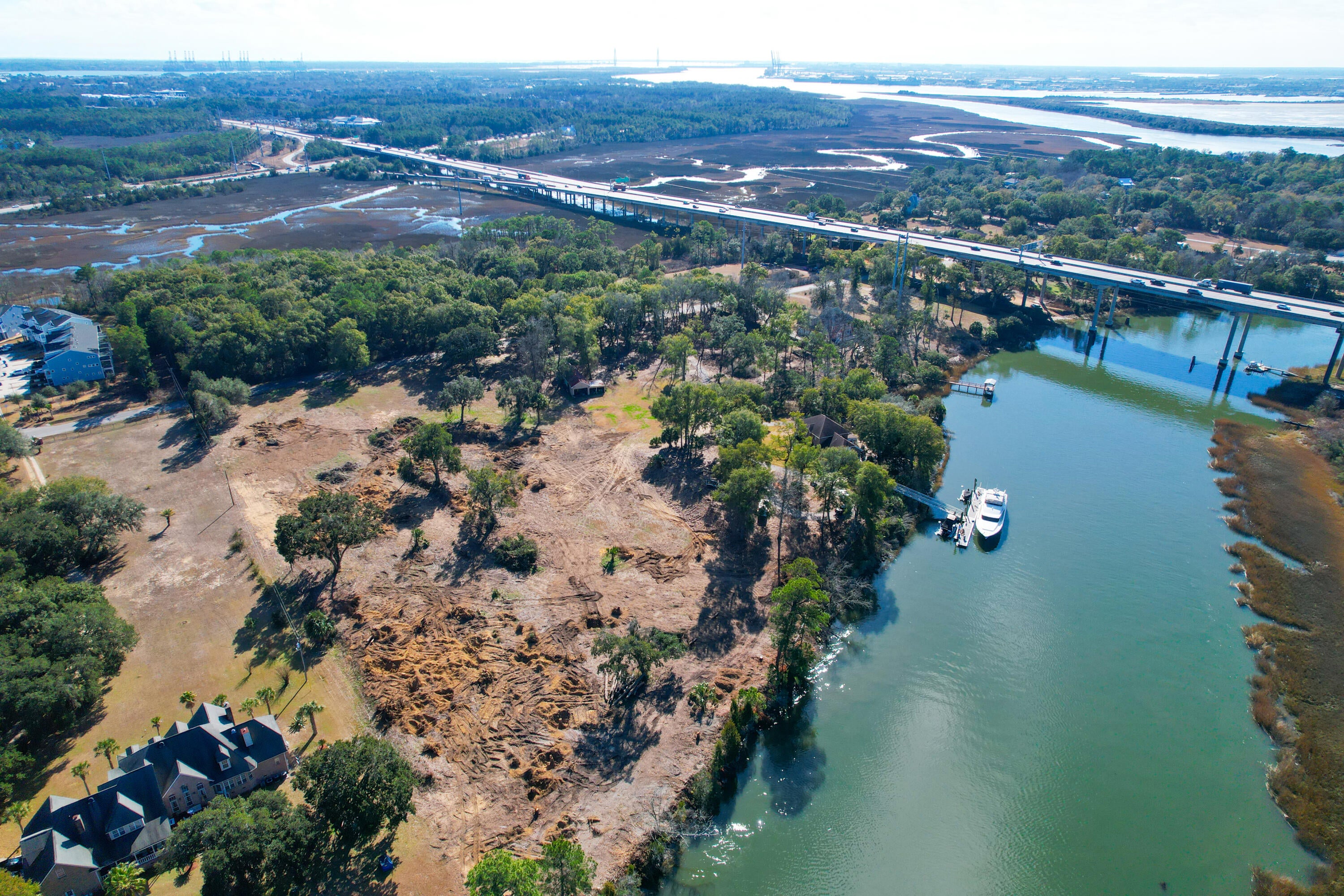 121 Calais Pointe