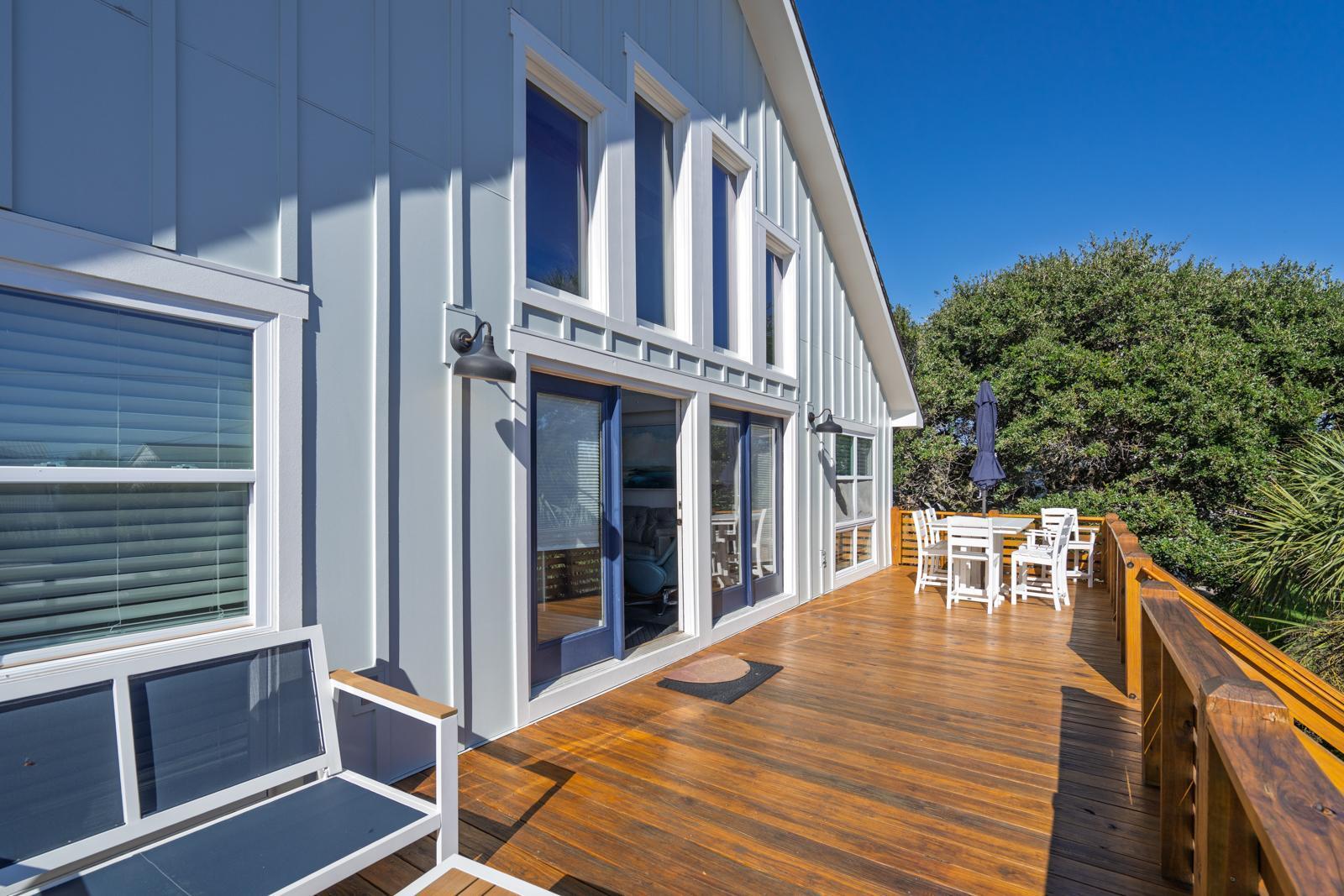 1303 Palmetto Boulevard