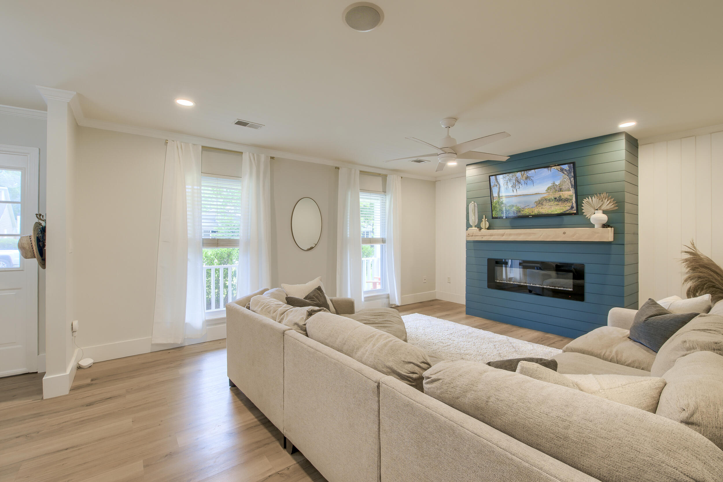 1447 Emerald Forest Parkway