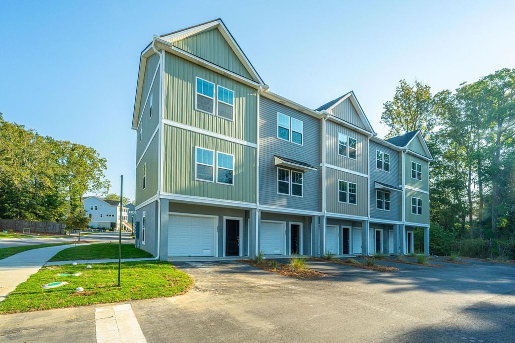 Photo of 200 Cache Court, Charleston, SC 29414 (MLS # 26019255)