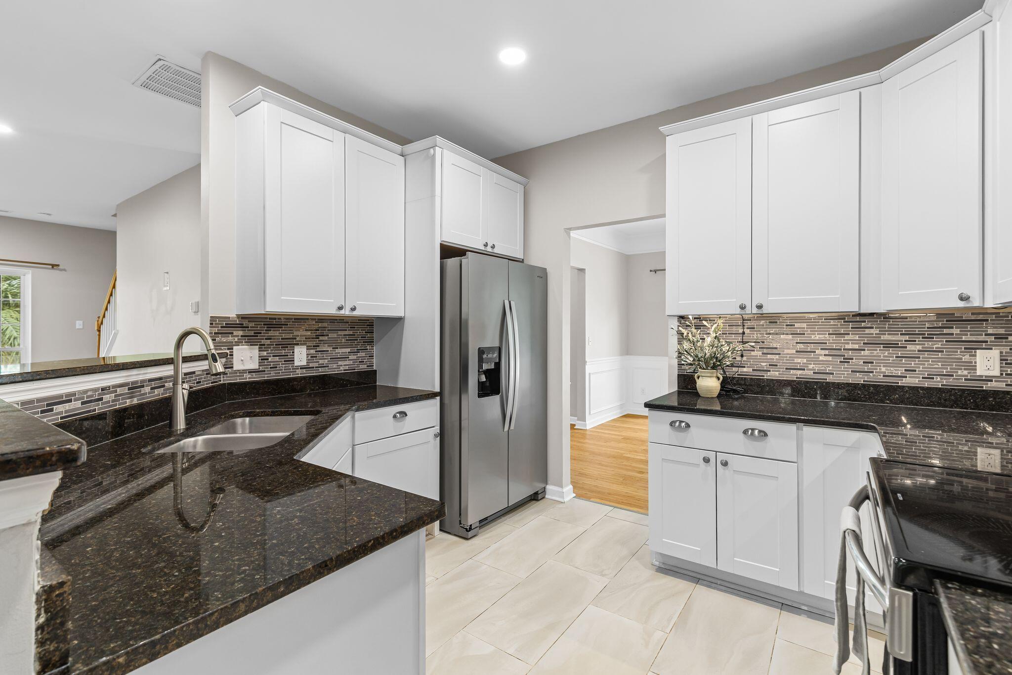 2813 Bottlebrush Court