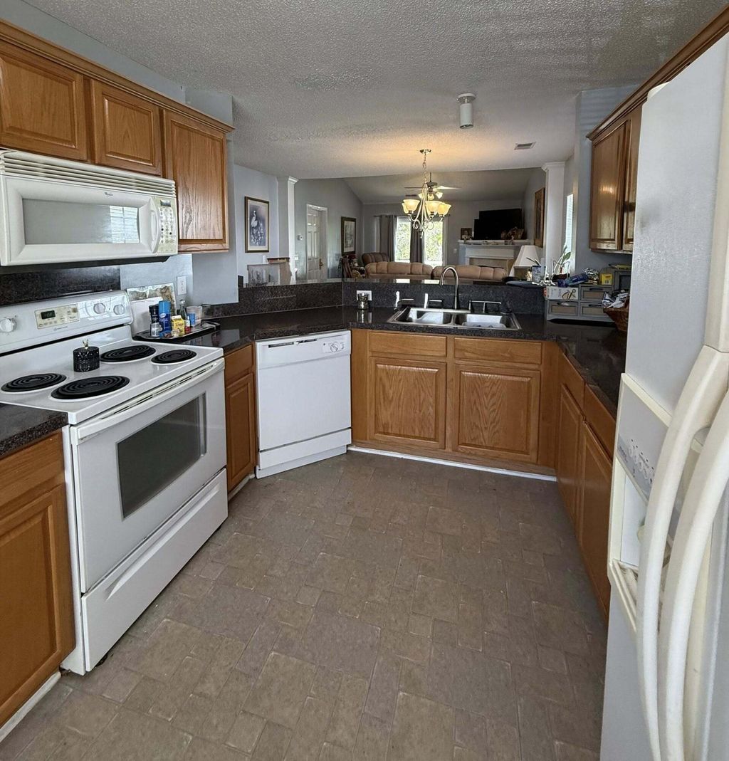 Photo of 144 Townsend Way, Summerville, SC 29483 (MLS # 26008932)