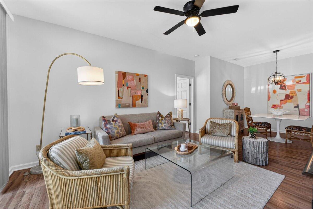 1600 Long Grove Drive 1015