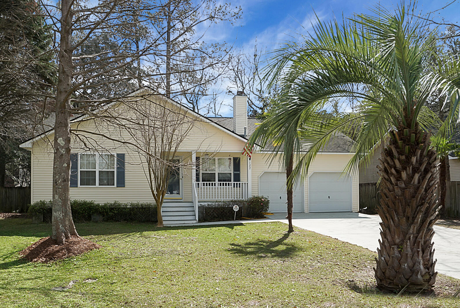 Photo 4 of 42 of 127 Lipman Street house