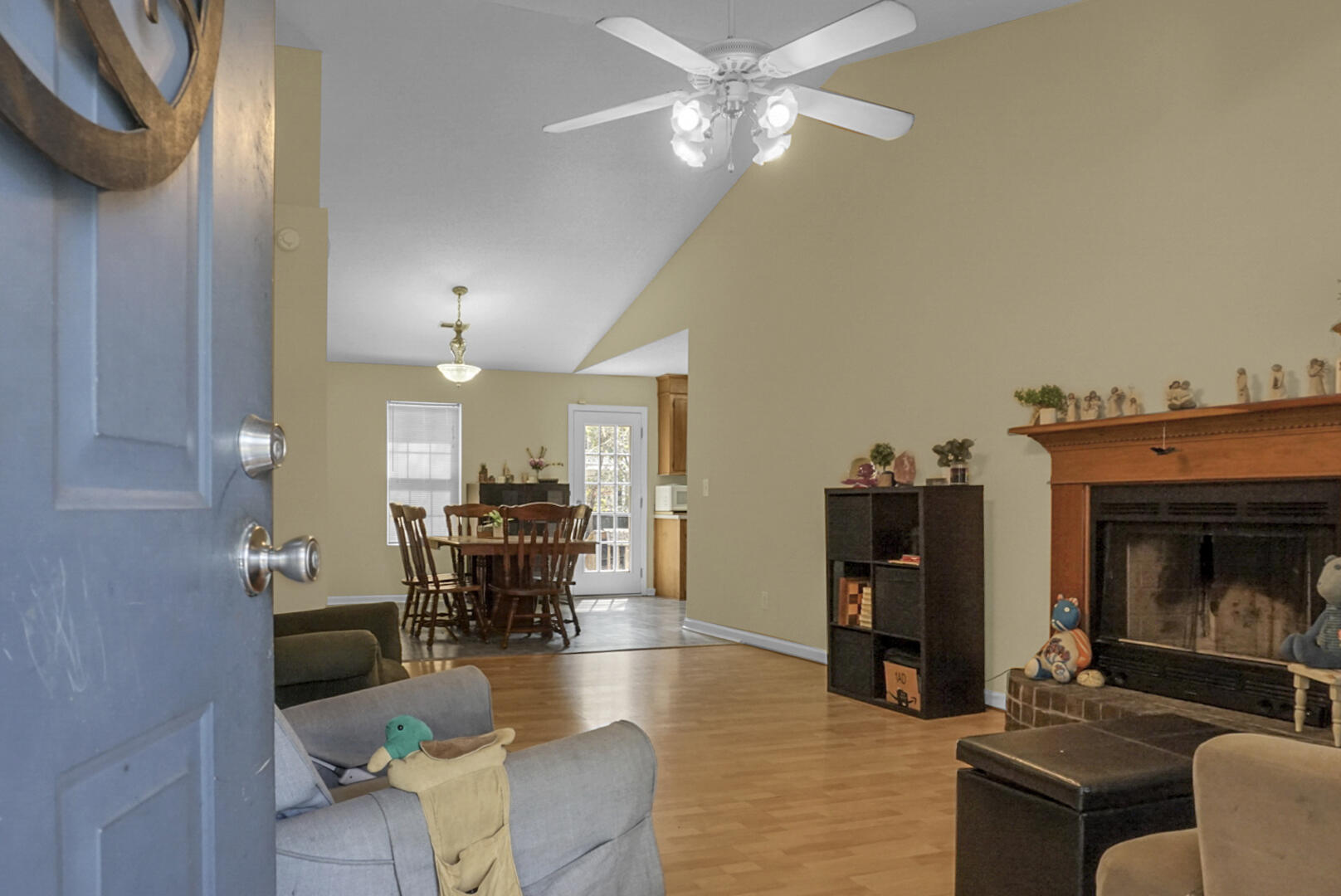Photo 6 of 42 of 127 Lipman Street house