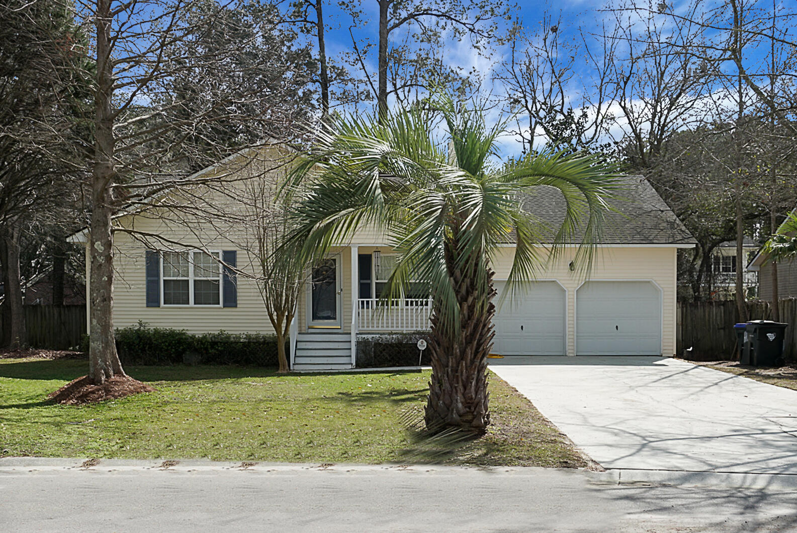 Photo 3 of 42 of 127 Lipman Street house