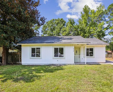 A home in Summerville