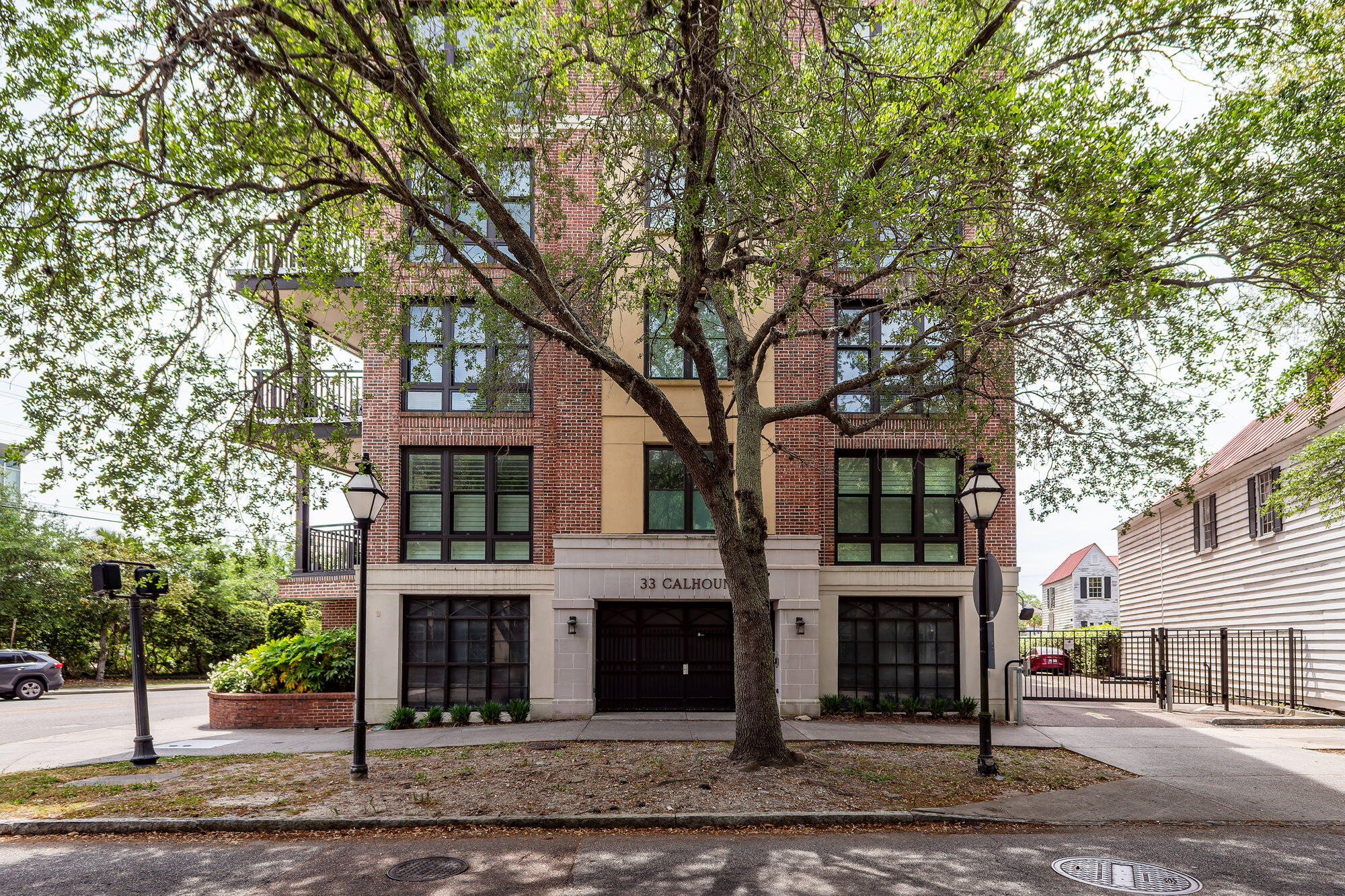 33 Calhoun Street 122