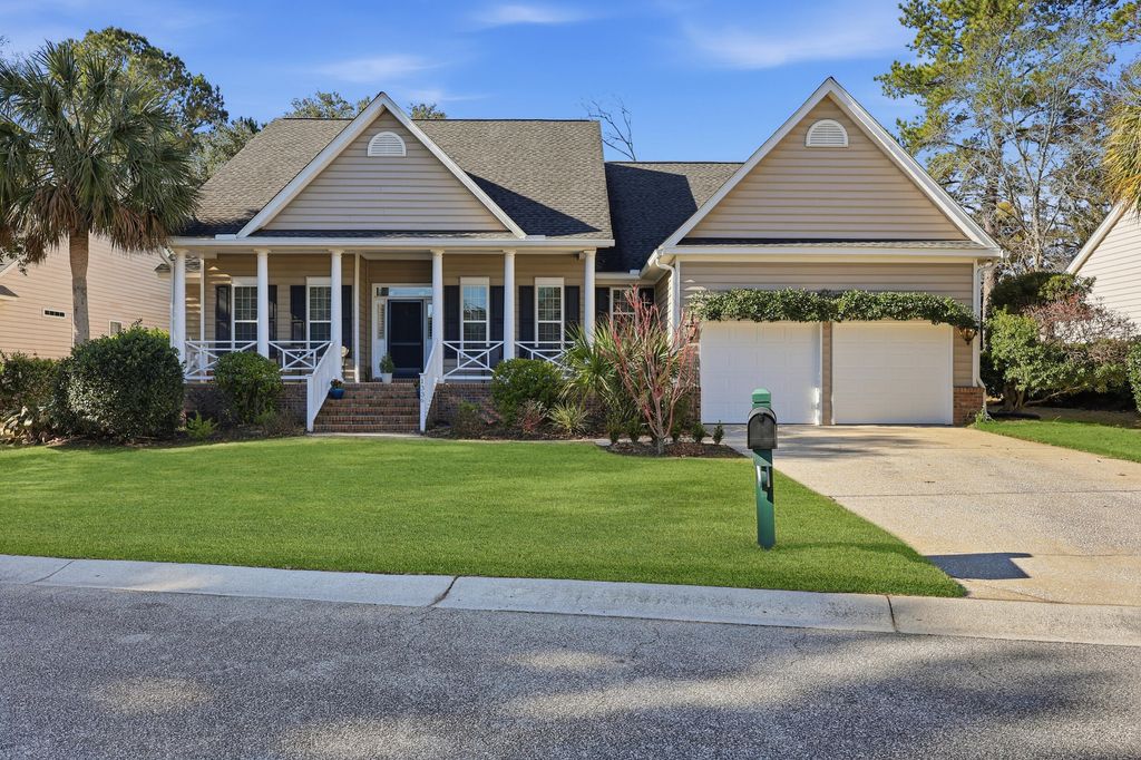 Photo of 1336 Royal Links Drive, Mount Pleasant, SC 29466 (MLS # 26001503)