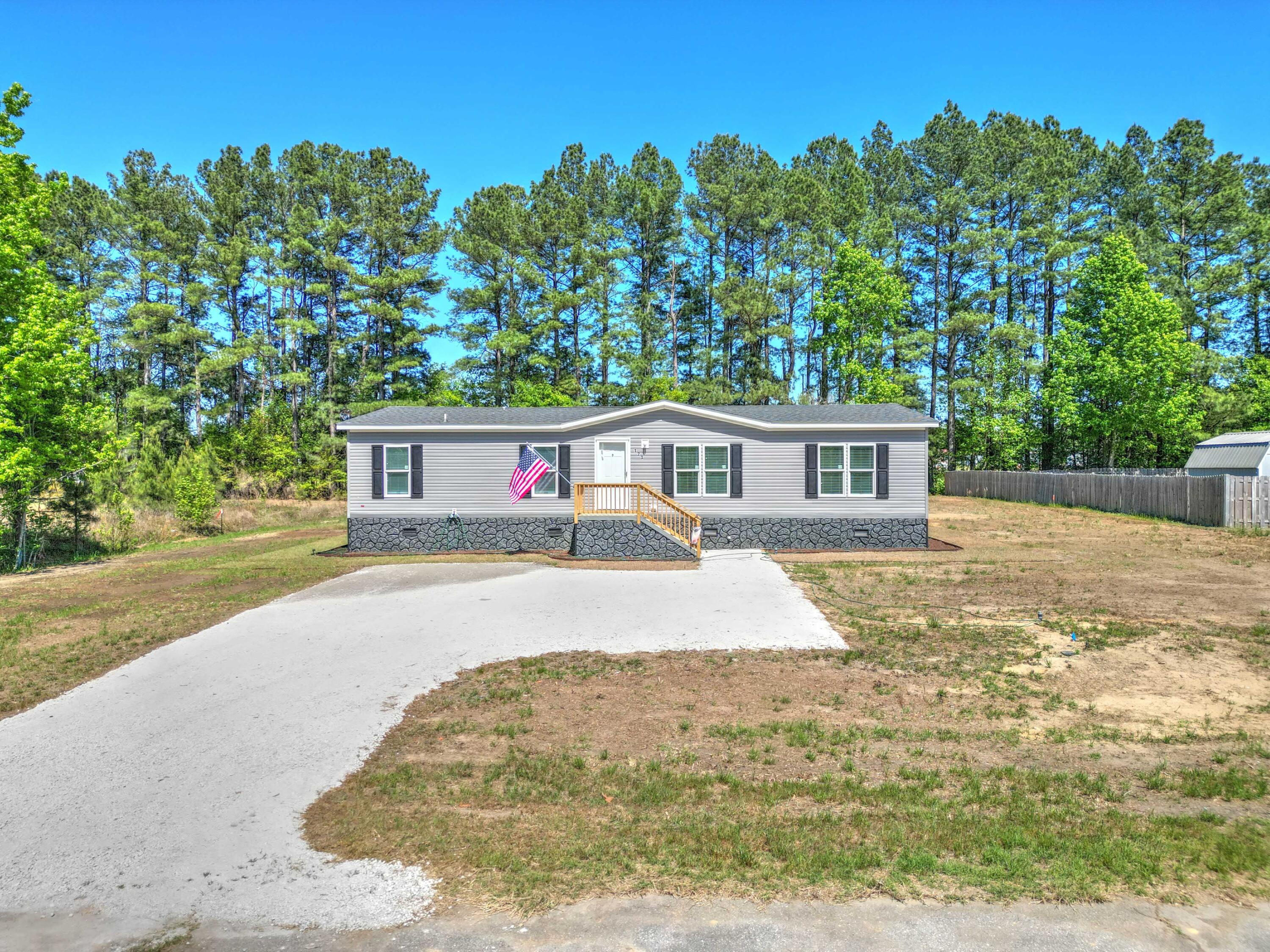 123 Firefly Lane