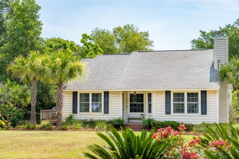 A home in Mount Pleasant