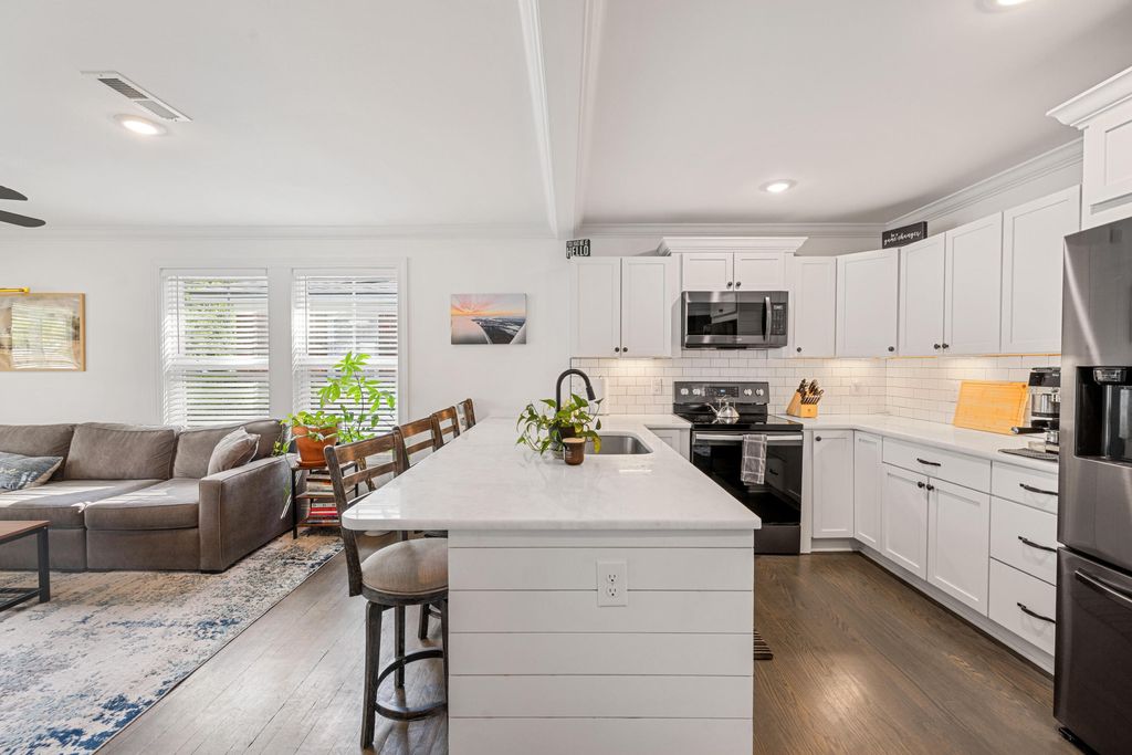 Photo of 1543 Joan Street, Charleston, SC 29407 (MLS # 26014853)