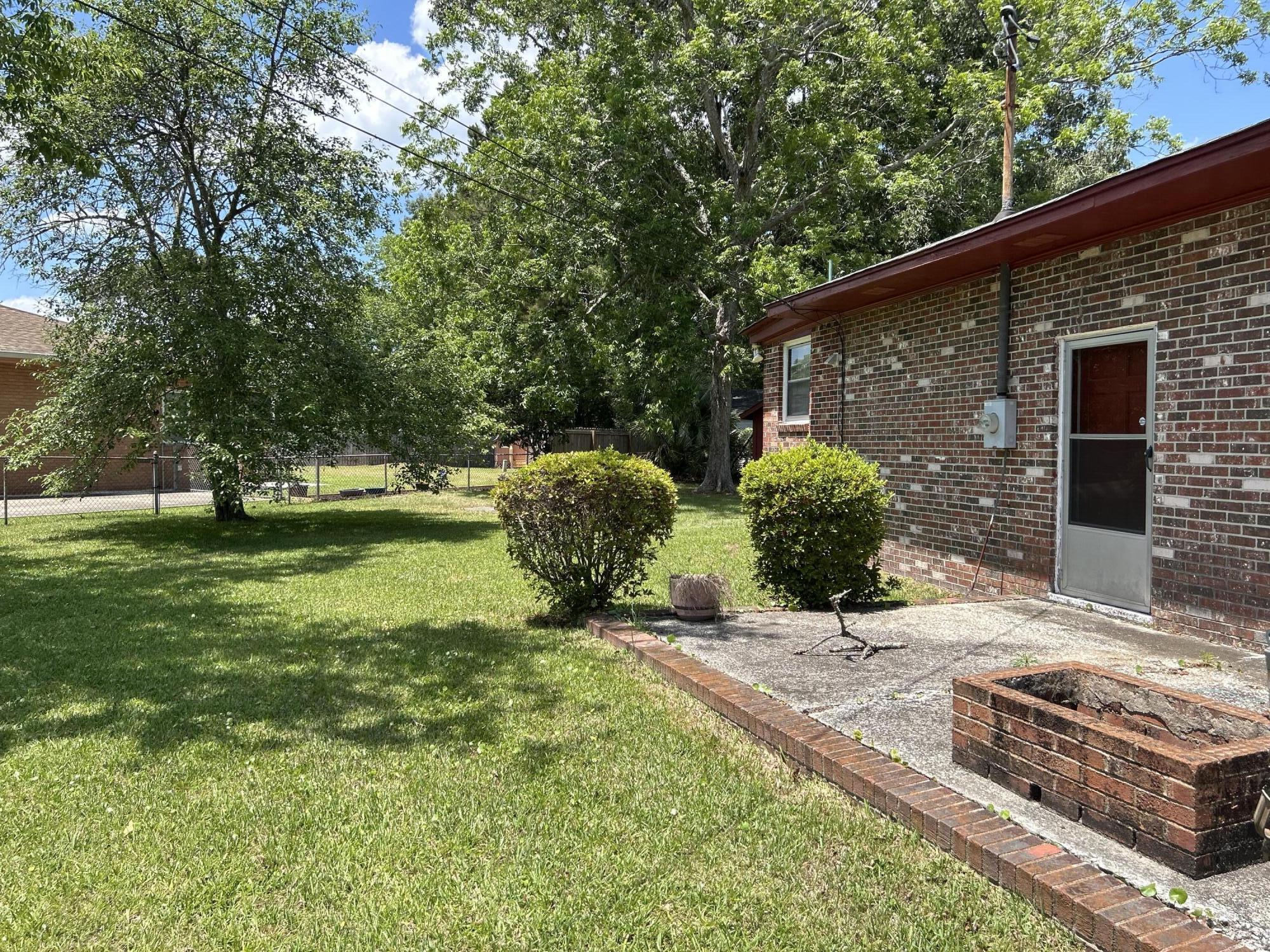 1300 White Drive