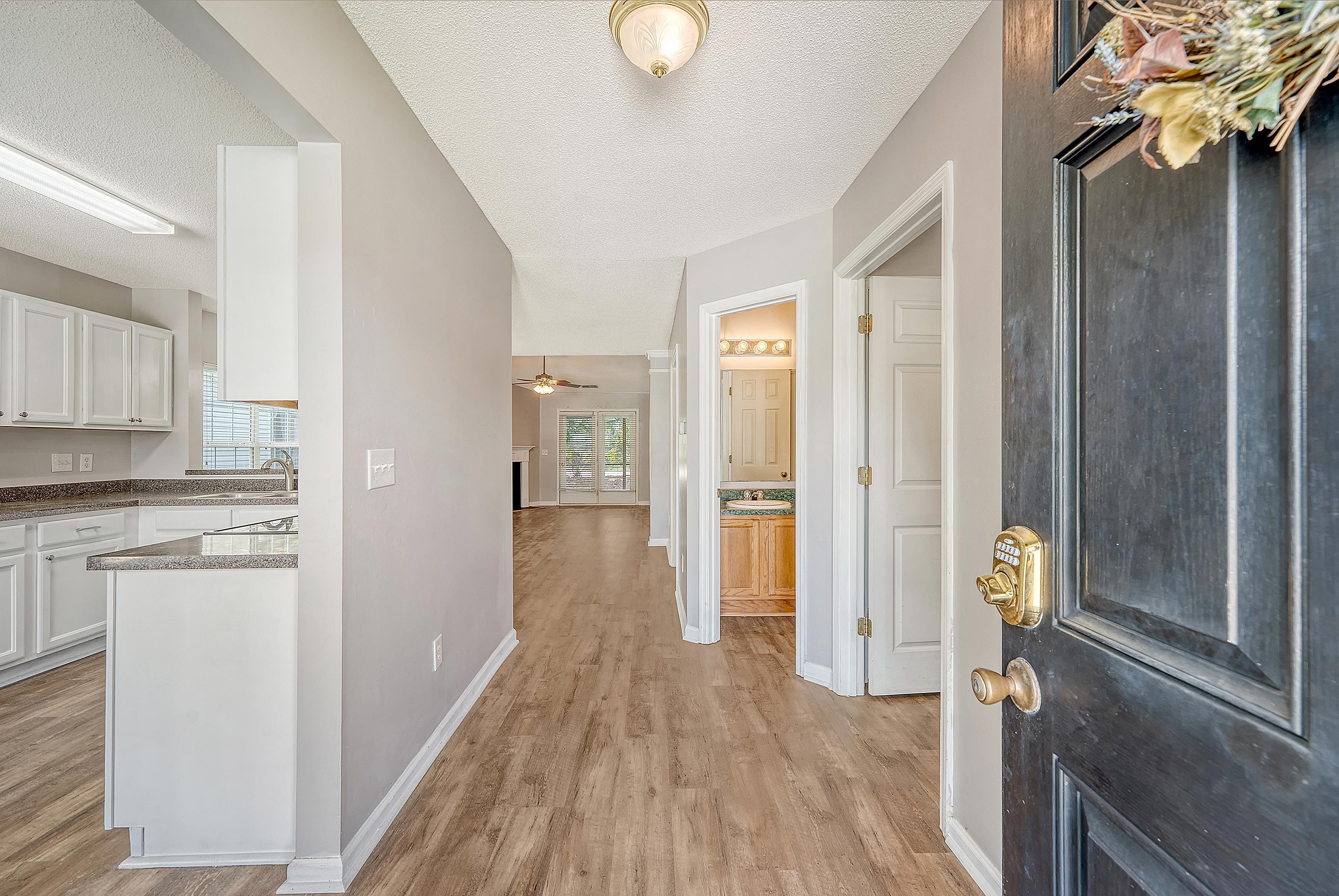105 Dupont Way