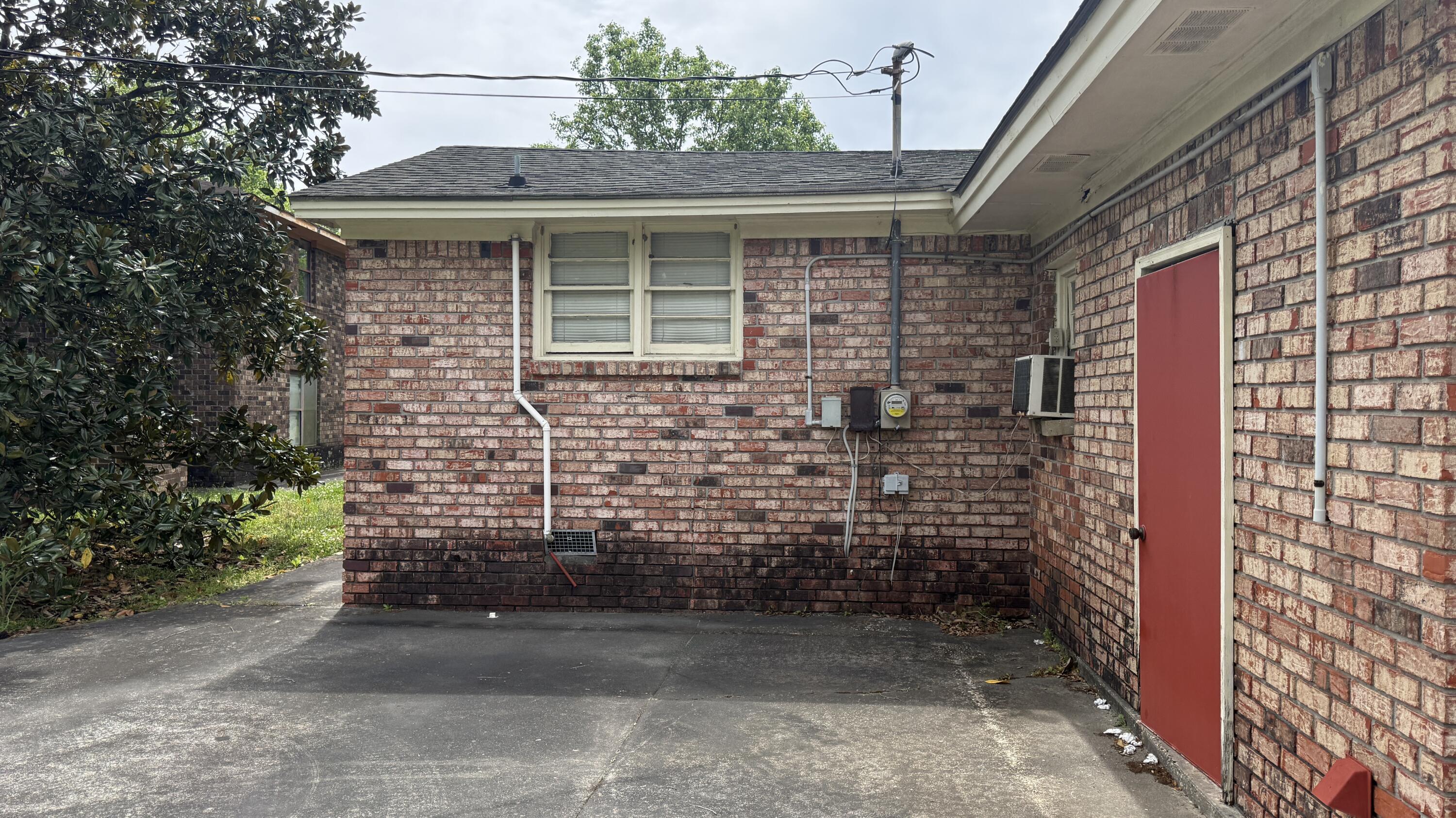 3182 Old Highway 52