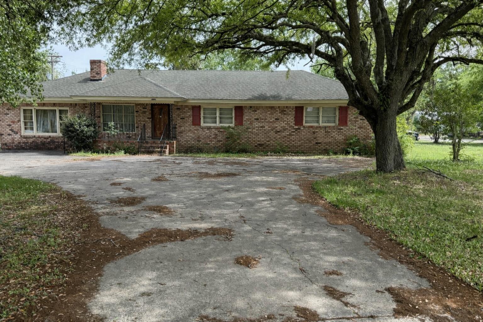 3182 Old Highway 52