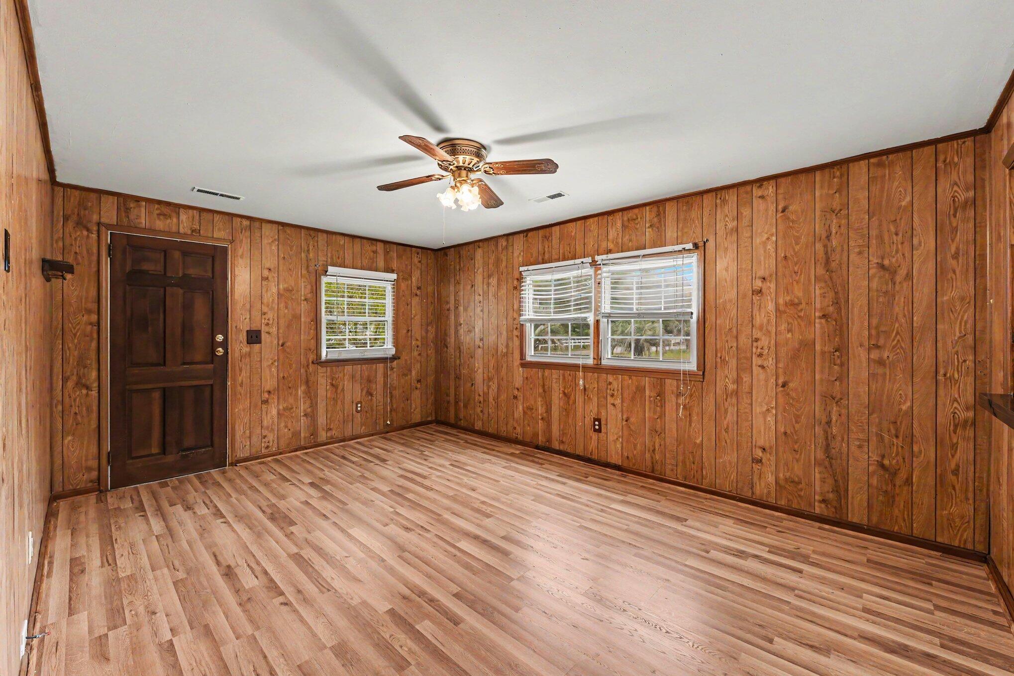 1840 Grover Drive