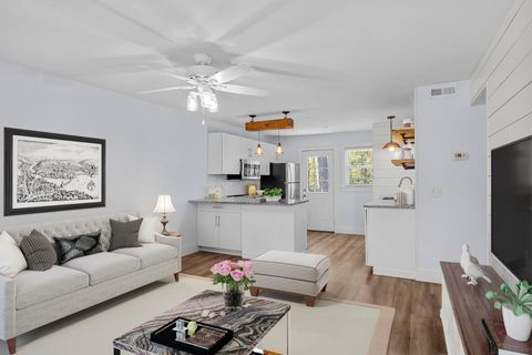 404 Saint Charles Court Court Charleston SC 29407