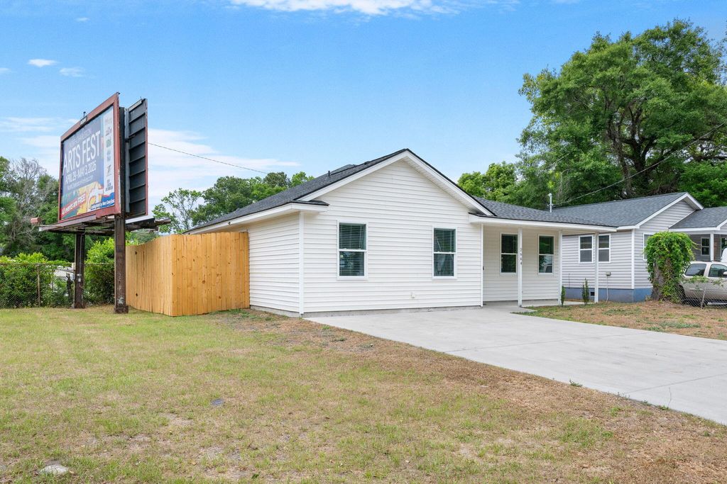 Photo of 2664 Harvey Avenue, North Charleston, SC 29405 (MLS # 26013539)
