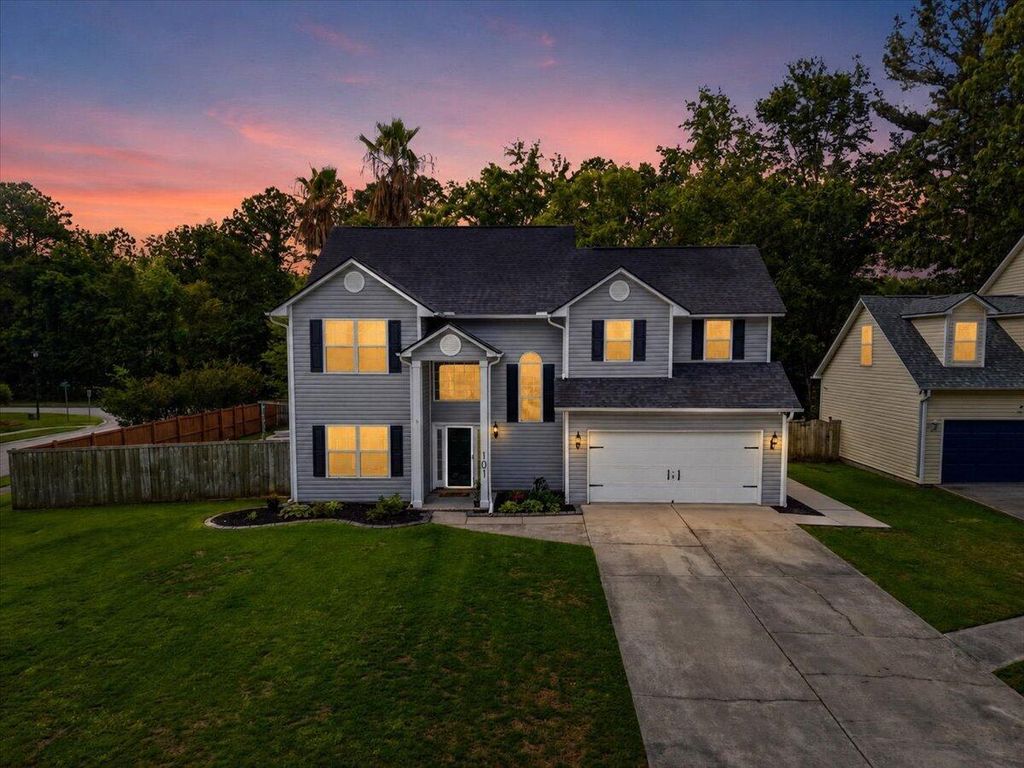 Photo of 101 Chatfield Circle, Goose Creek, SC 29445 (MLS # 26013797)