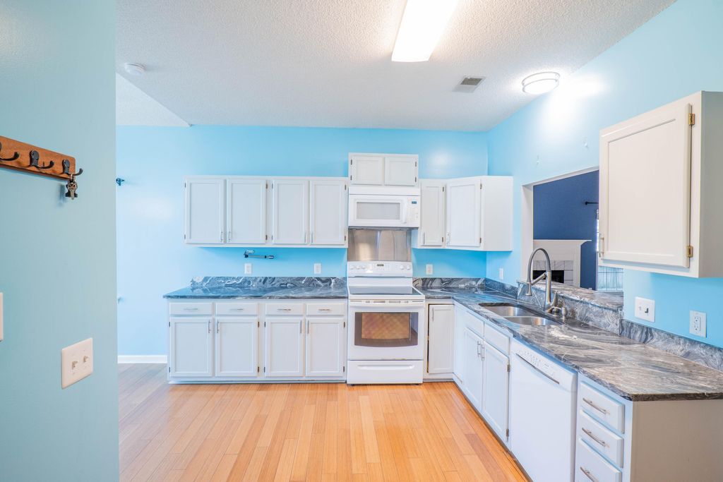 Photo of 374 Culver Avenue, Charleston, SC 29407 (MLS # 25024413)