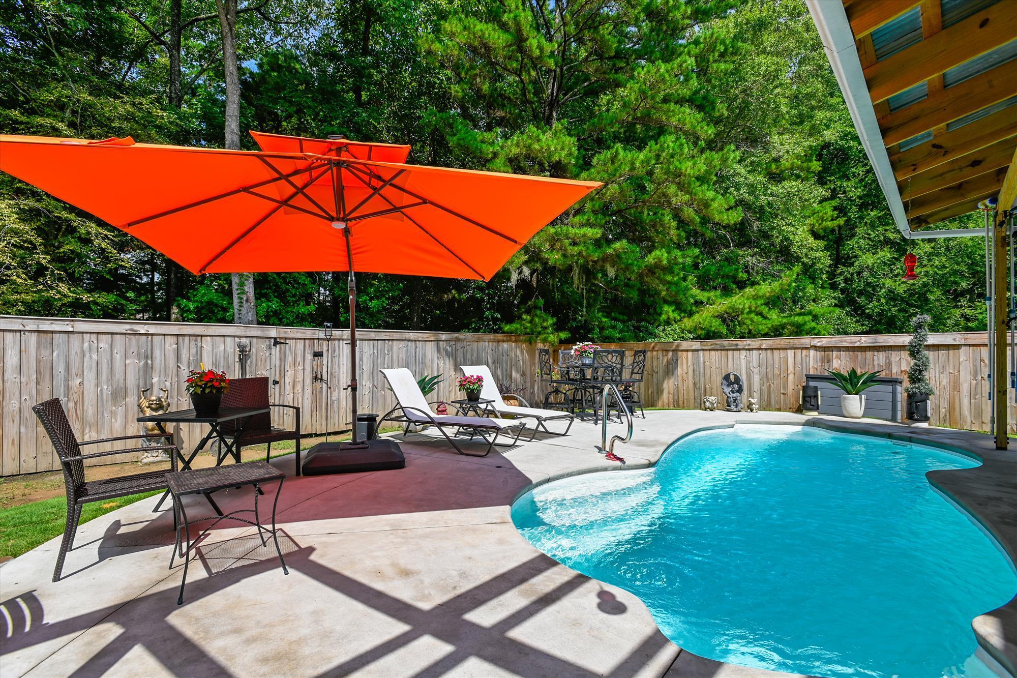 5346 Greggs Landing Drive