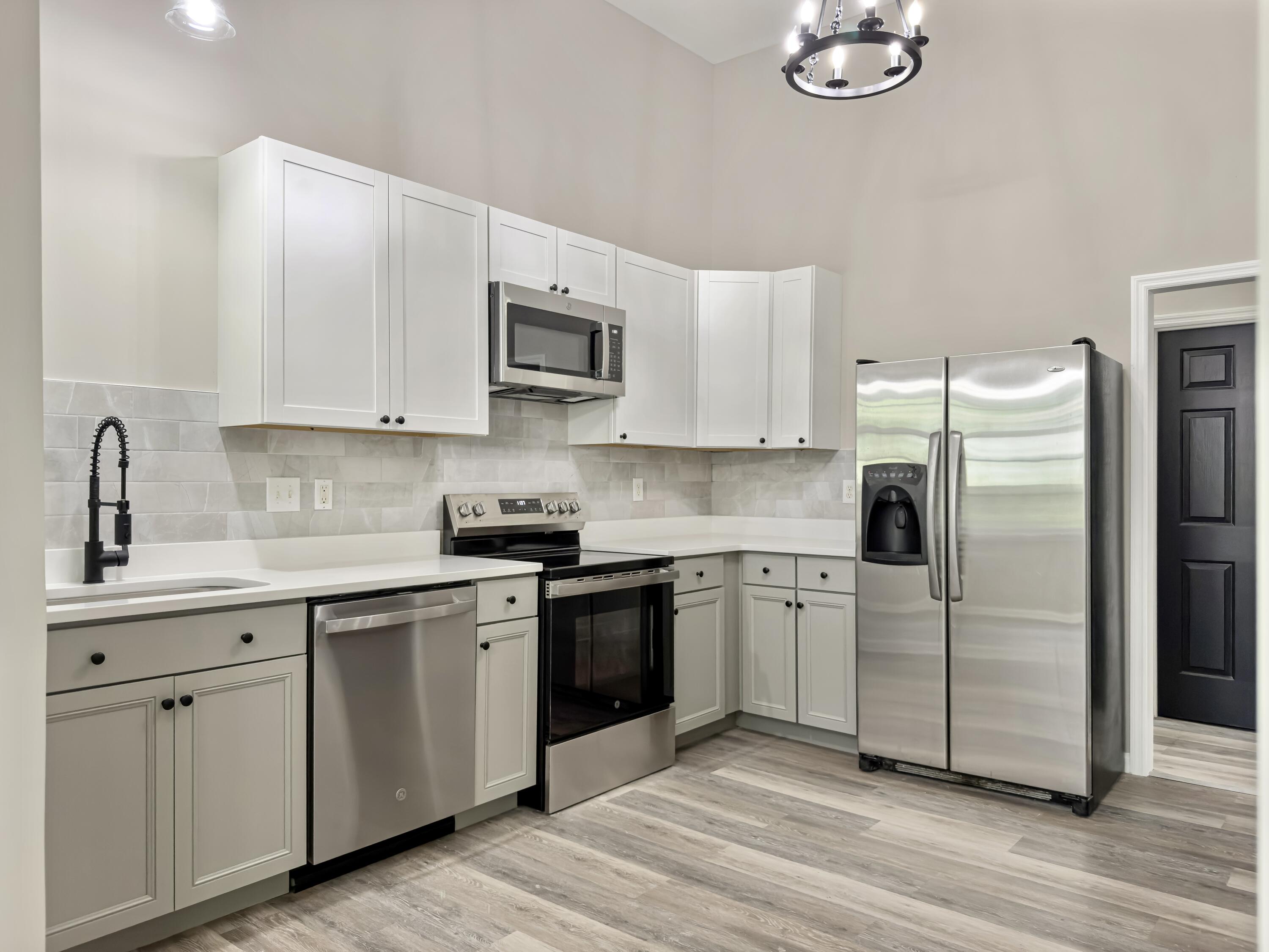 8524 Stonebridge Drive