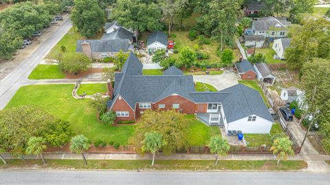 A home in North Charleston