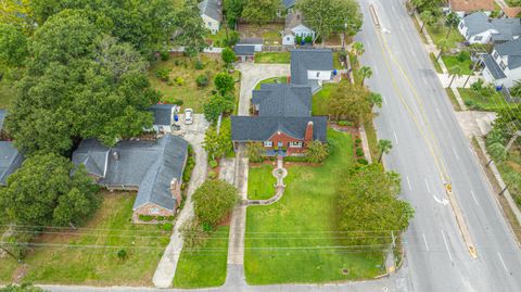 A home in North Charleston