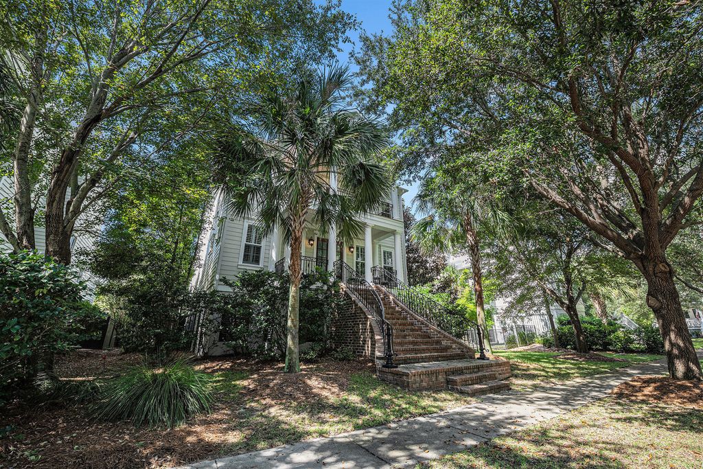 Photo of 1415 Smythe Street, Charleston, SC 29492 (MLS # 25026148)
