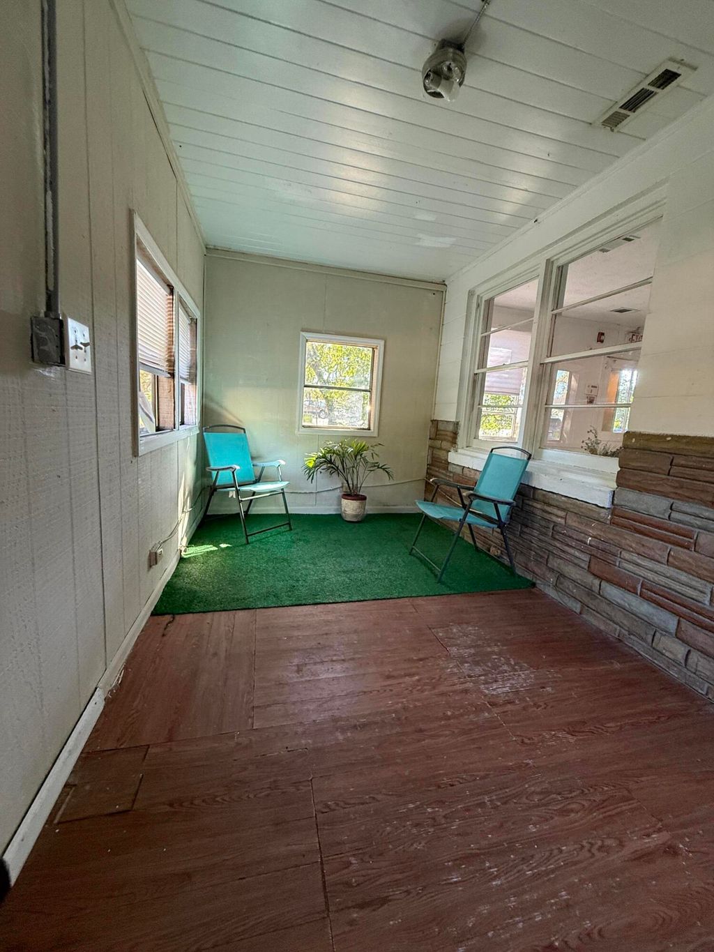 Photo of 715 Yew Street, Charleston, SC 29407 (MLS # 25029380)