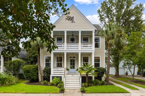 Photo of 102 Jordan Court, Charleston, SC 29492 (MLS # 25022321)