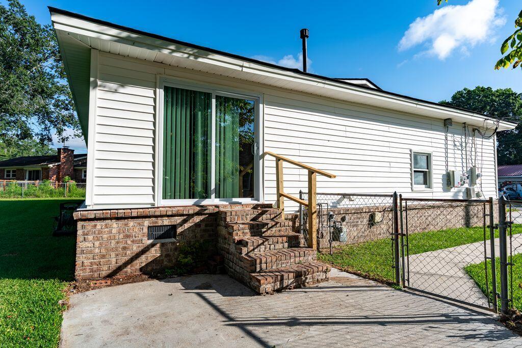102 Jackson Road