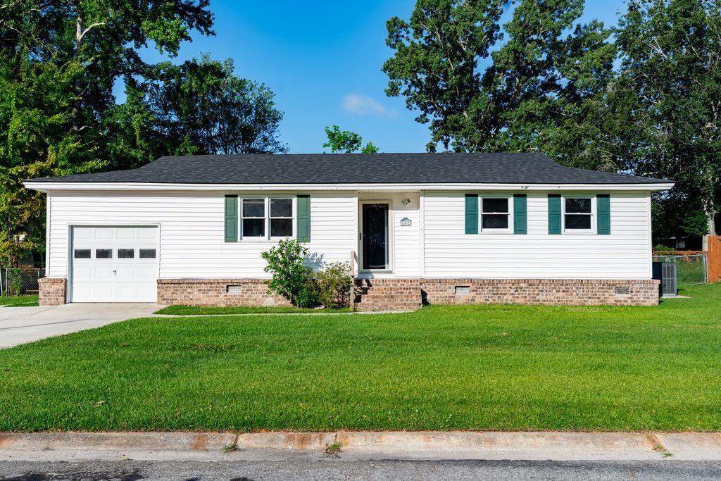 102 Jackson Road